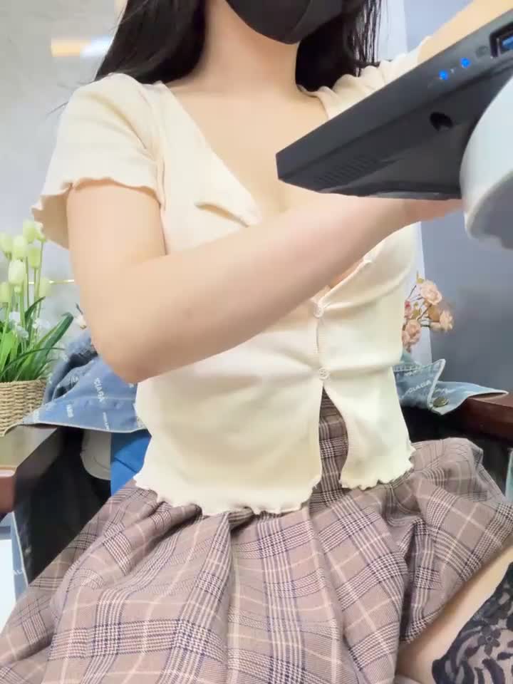 Linh_2004