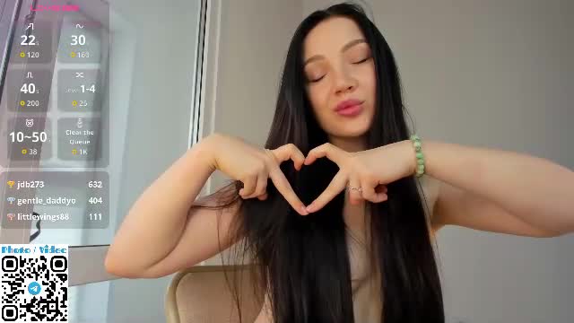 helen_sparkk Chaturbate live cam show 2026-09-13 04:31
